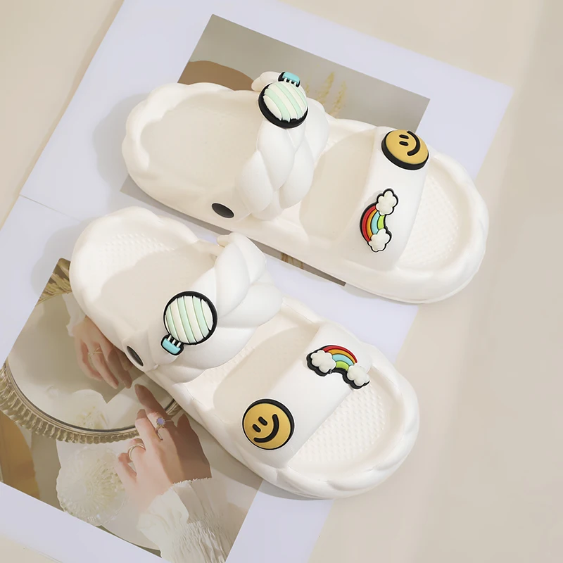 A pair of children's summer open-toe slippers, two-in-one cute and simple soft beach shoes, sizes 36-37-40/41,HY-9062-1
A pair of children's summer open-toe slippers, two-in-one cute and simple soft beach shoes, sizes 36-37-40/41,HY-9062-1