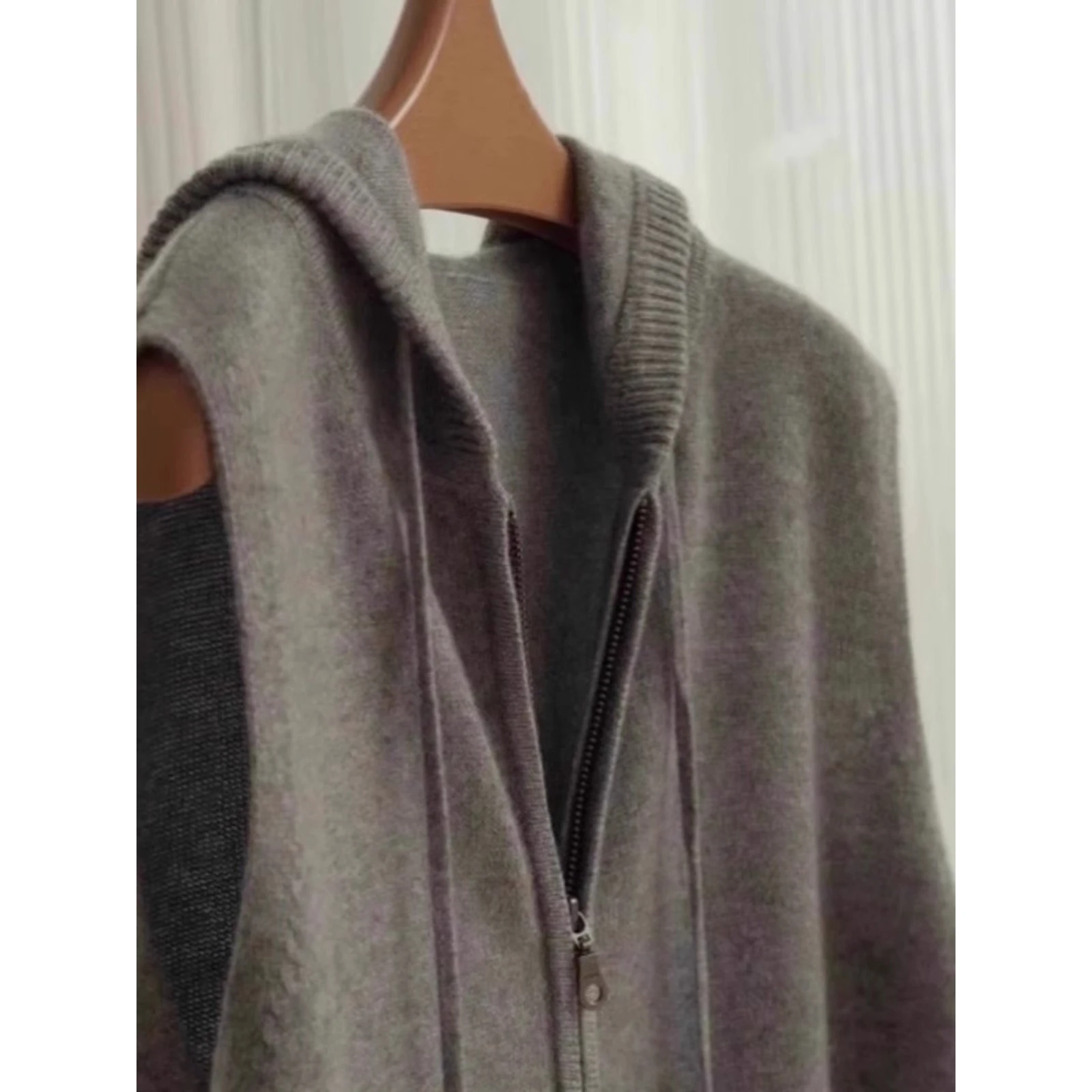 Lazy Sle American Casual Hooded Knitted Vest Men Women plus Size 300 Pou Open Cardigan Sweater Ins Layering Polyester Fiber
Lazy Sle American Casual Hooded Knitted Vest Men Women plus Size 300 Pou Open Cardigan Sweater Ins Layering Polyester Fiber