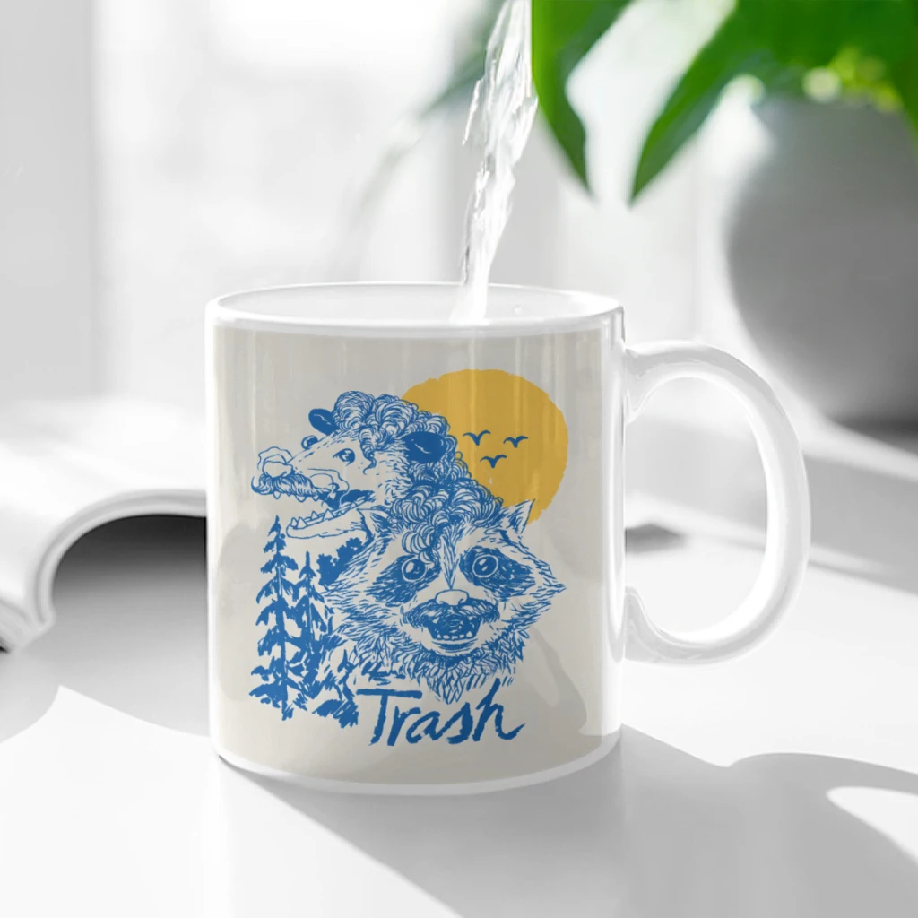 Opossum and Raccoon 70s Trash duo Ceramic Cup Coffee Oatmeal Breakfast Cup Creative Personality Mug
Opossum and Raccoon 70s Trash duo Ceramic Cup Coffee Oatmeal Breakfast Cup Creative Personality Mug