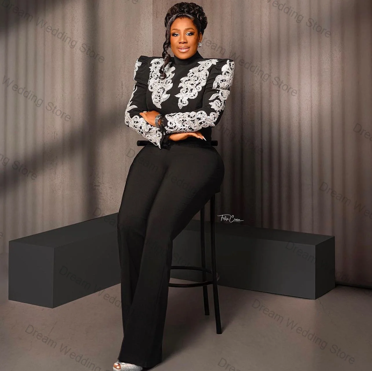 Black Women Suit Set 2 Piece Blazer+Pants Trousers Appliqued Formal Office Lady Jacket Wedding Bride Party Coat Customized
Black Women Suit Set 2 Piece Blazer+Pants Trousers Appliqued Formal Office Lady Jacket Wedding Bride Party Coat Customized