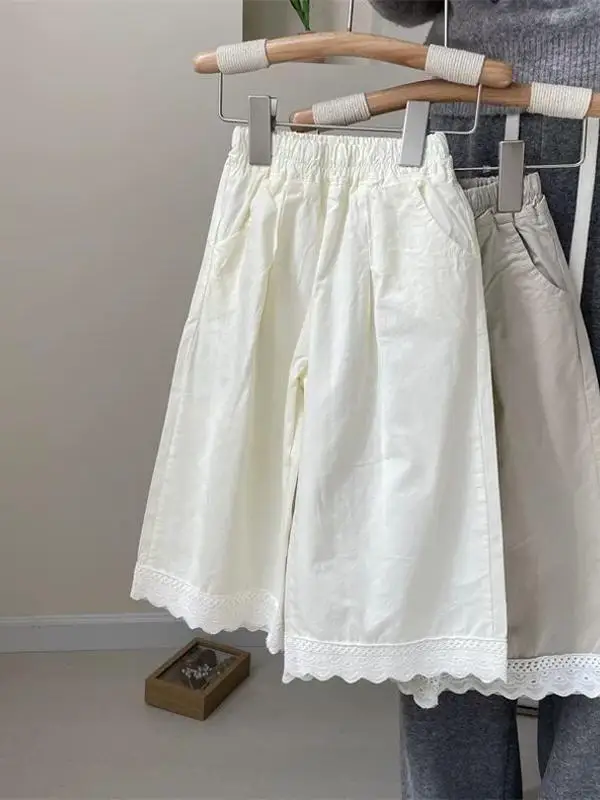 Girls Wide Leg Pants Lace Splicing Casual Trousers Versatile Spring Faion Children's Clothing Polyester Fiber Long Pants
Girls Wide Leg Pants Lace Splicing Casual Trousers Versatile Spring Faion Children's Clothing Polyester Fiber Long Pants