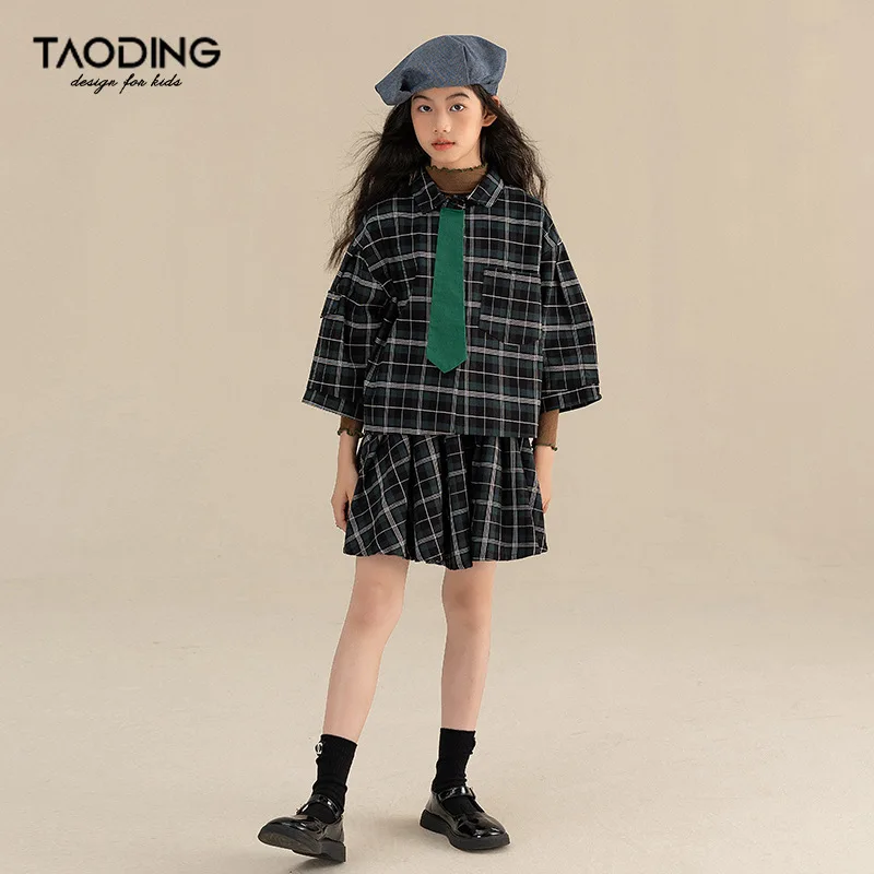 Girls Suit Autumn 2024 New Casual Black Green Plaid Shirt Skirt Two-piece Set Korean Simple Style Fashion Suits Clothes
Girls Suit Autumn 2024 New Casual Black Green Plaid Shirt Skirt Two-piece Set Korean Simple Style Fashion Suits Clothes