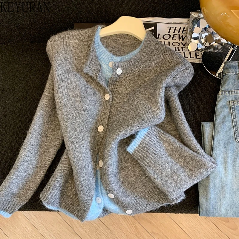 Color Blocking Fake Two-Piece Sweater Cardigan Women's Autumn Winter 2026 New Vintage Comfortable Versatile Loose Knitted Tops
Color Blocking Fake Two-Piece Sweater Cardigan Women's Autumn Winter 2026 New Vintage Comfortable Versatile Loose Knitted Tops