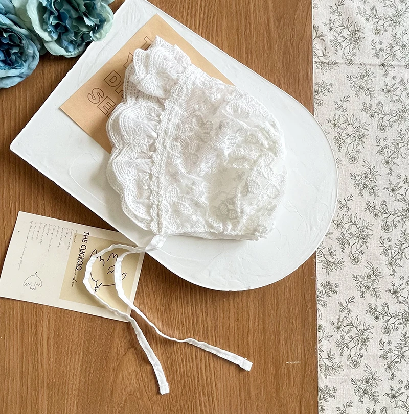 Princess Baby Girl Lace Hats for Summer Wide Side Lacing Bonnet Hat Sweet Girls Accessories
Princess Baby Girl Lace Hats for Summer Wide Side Lacing Bonnet Hat Sweet Girls Accessories