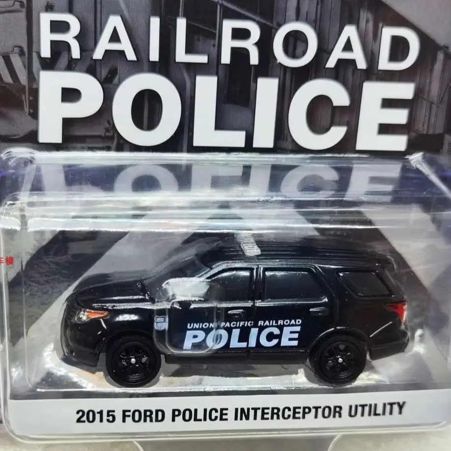 1:64 2015 Ford Explorer Intercept Police Car - Union Pacific Railroad Advanced Car Model
1:64 2015 Ford Explorer Intercept Police Car - Union Pacific Railroad Advanced Car Model