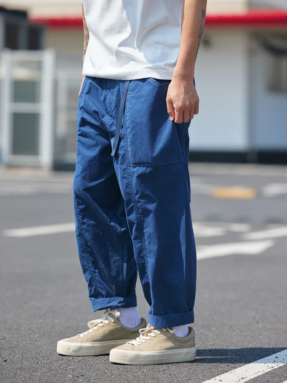 Lightweight Comfortable Casual Pants Nine Points Slim Fit Waist Belt Pocket Detail Workwear Style Polyester Fiber Straight Leg
Lightweight Comfortable Casual Pants Nine Points Slim Fit Waist Belt Pocket Detail Workwear Style Polyester Fiber Straight Leg