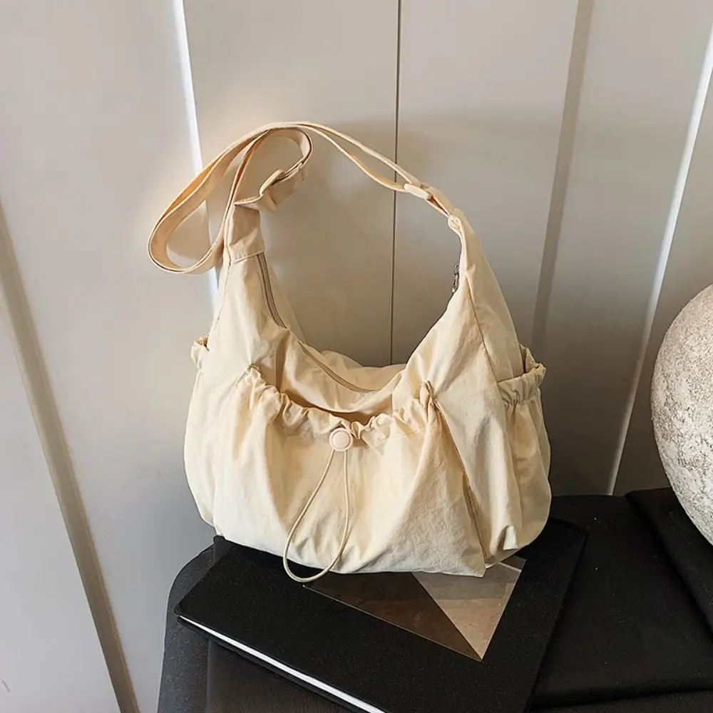 Stylish Nylon Material Shoulder Bag Lightweight Pleated Design Tote Bag Large Capacity Crossbody Bag Women Girls
Stylish Nylon Material Shoulder Bag Lightweight Pleated Design Tote Bag Large Capacity Crossbody Bag Women Girls