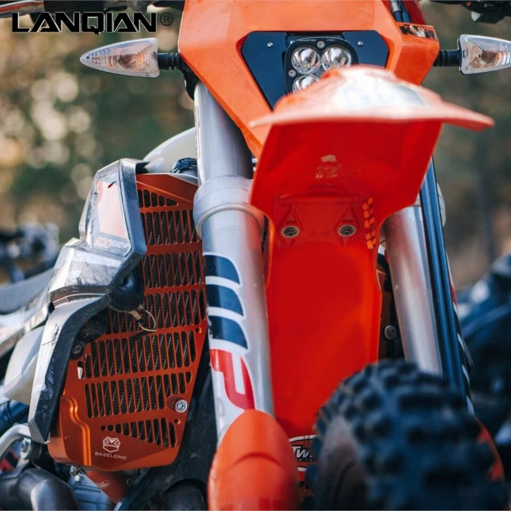 FOR GASGAS MC EC EX 125 250 300 2021-2022-2023 Radiator Grille Guard Cover FOR HUSQVARAN FC 350 TE300 For 125-500 SXF EXC 300
FOR GASGAS MC EC EX 125 250 300 2021-2022-2023 Radiator Grille Guard Cover FOR HUSQVARAN FC 350 TE300 For 125-500 SXF EXC 300