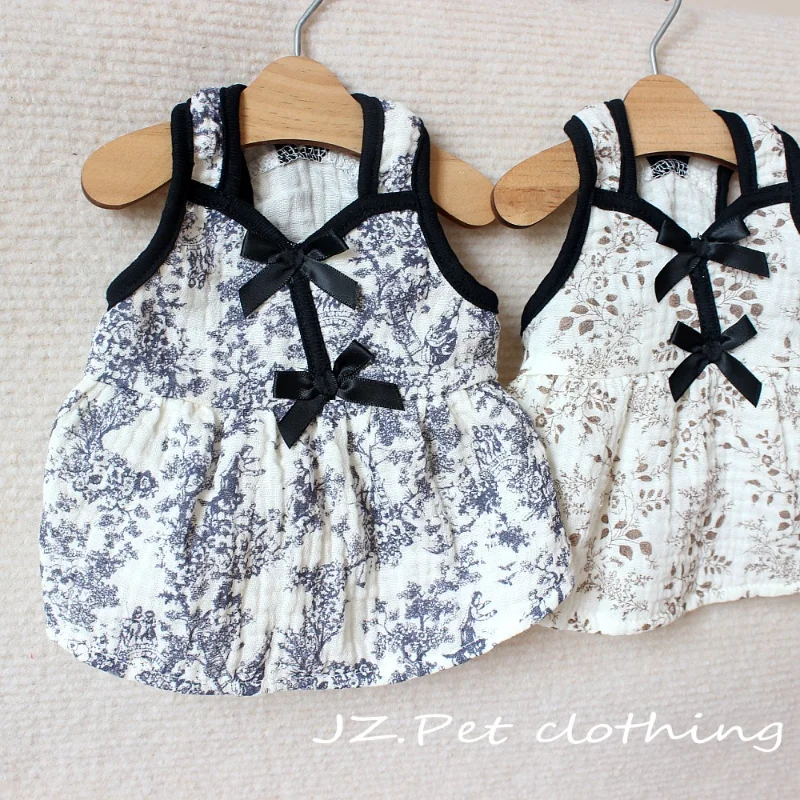 INS Summer Bow Pet Dog Clothes Thin Cotton Yarn Retro Puppy Dress Pomeranian Teddy Bear Princess Skirt For Small Dog Clothing
INS Summer Bow Pet Dog Clothes Thin Cotton Yarn Retro Puppy Dress Pomeranian Teddy Bear Princess Skirt For Small Dog Clothing