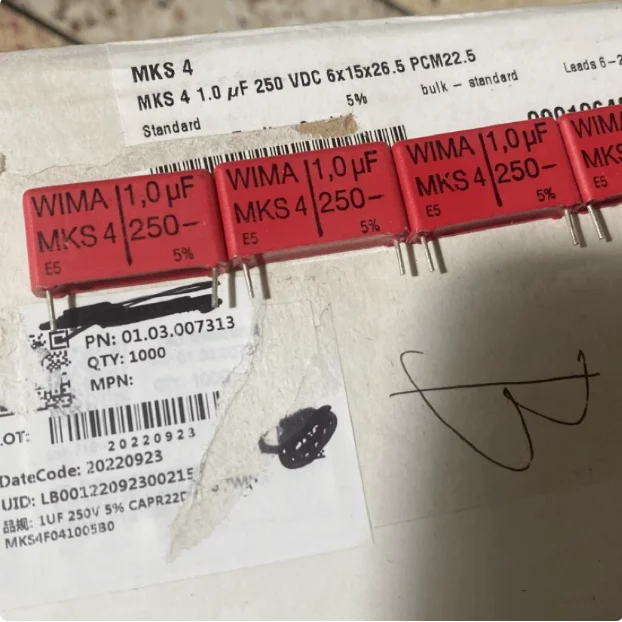 20 шт./партия 250v1UF 250V105 WIMA тонкий пленочный конденсатор MKS4 P22 бесплатная доставка
20 шт./партия 250v1UF 250V105 WIMA тонкий пленочный конденсатор MKS4 P22 бесплатная доставка