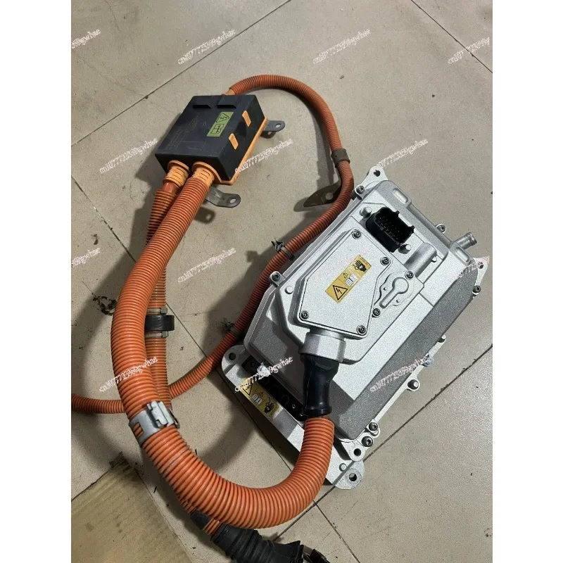 Applicable to Mercedes-Benz S400W221 hybrid high voltage control inverter N129/1 power electronics
Applicable to Mercedes-Benz S400W221 hybrid high voltage control inverter N129/1 power electronics