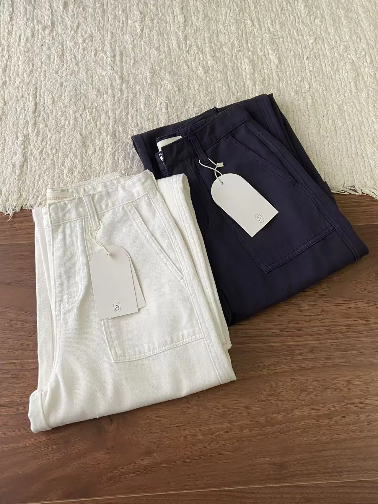 High Waist Straight Leg Casual Pants Pear Shape Smooth Mod Workwear American Style Ladies High Waist Straight Cut Casual Trou...
High Waist Straight Leg Casual Pants Pear Shape Smooth Mod Workwear American Style Ladies High Waist Straight Cut Casual Trou...