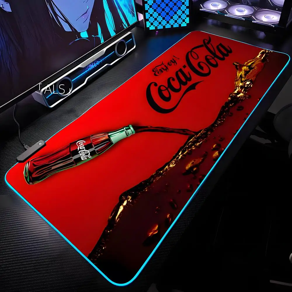 Коврик для мыши C-CocaS-C-Cola с RGB-подсветкой, коврик для мыши для ноутбука, коврик для мыши для ноутбука, геймерский коврик для компьютерного стола, игровые аксессуары
Коврик для мыши C-CocaS-C-Cola с RGB-подсветкой, коврик для мыши для ноутбука, коврик для мыши для ноутбука, геймерский коврик для компьютерного стола, игровые аксессуары