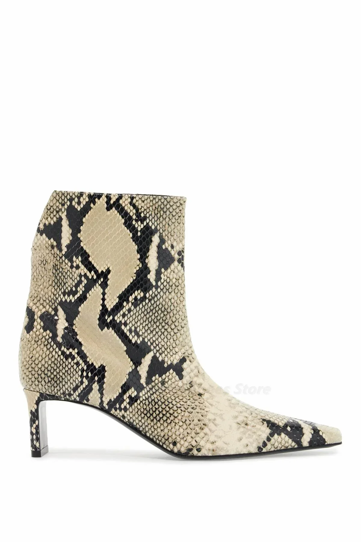 Hot Selling Short Tube Snake Pattern Sexy Women's Shoes European and American Foreign Trade Fashionable Women's Boots
Hot Selling Short Tube Snake Pattern Sexy Women's Shoes European and American Foreign Trade Fashionable Women's Boots