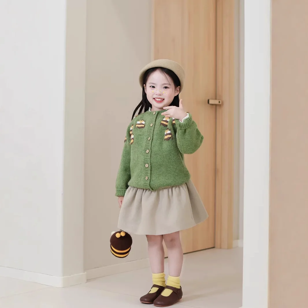 Kids Thick Sweaters 24 Winter Boys Girls Cute Cartoon Embroidery Cardigan Child Cotton Outwear Tops Clothing
Kids Thick Sweaters 24 Winter Boys Girls Cute Cartoon Embroidery Cardigan Child Cotton Outwear Tops Clothing