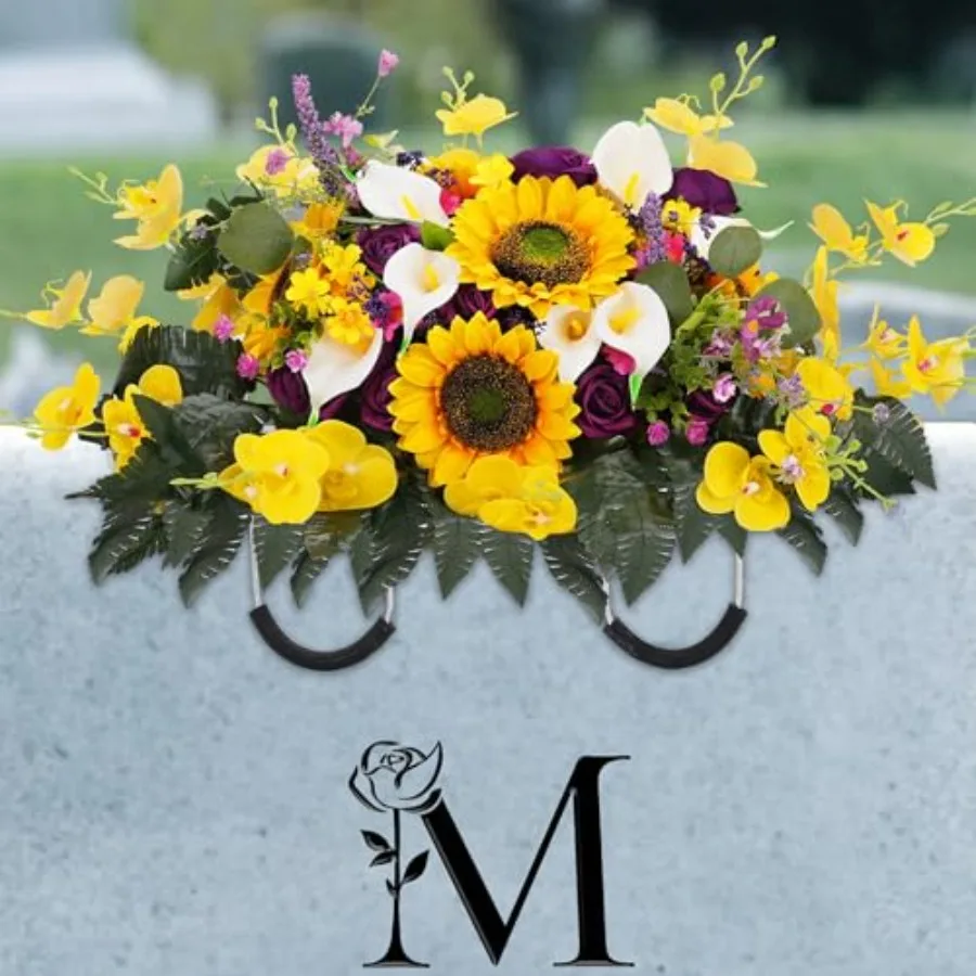 Outdoor grave decoration: artificial rose and sunflower saddle for headstones, weather-resistant plastic, classic green and gol
Outdoor grave decoration: artificial rose and sunflower saddle for headstones, weather-resistant plastic, classic green and gol