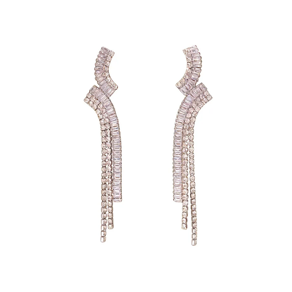 Light Luxury Full Diamond Zircon Long Tassel Earrings, Geometric 925 Sterling Silver Needle Exquisite Party Stud Earrings for Wo
Light Luxury Full Diamond Zircon Long Tassel Earrings, Geometric 925 Sterling Silver Needle Exquisite Party Stud Earrings for Wo