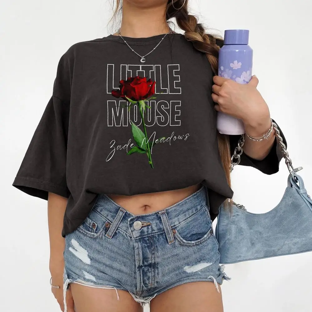 Хлопковая футболка, винтажная футболка с изображением Little Run Mouse, рубашка в стиле Haunting Adeline, темная романтическая футболка с товарами, подарок для любителей книг
Хлопковая футболка, винтажная футболка с изображением Little Run Mouse, рубашка в стиле Haunting Adeline, темная романтическая футболка с товарами, подарок для любителей книг
