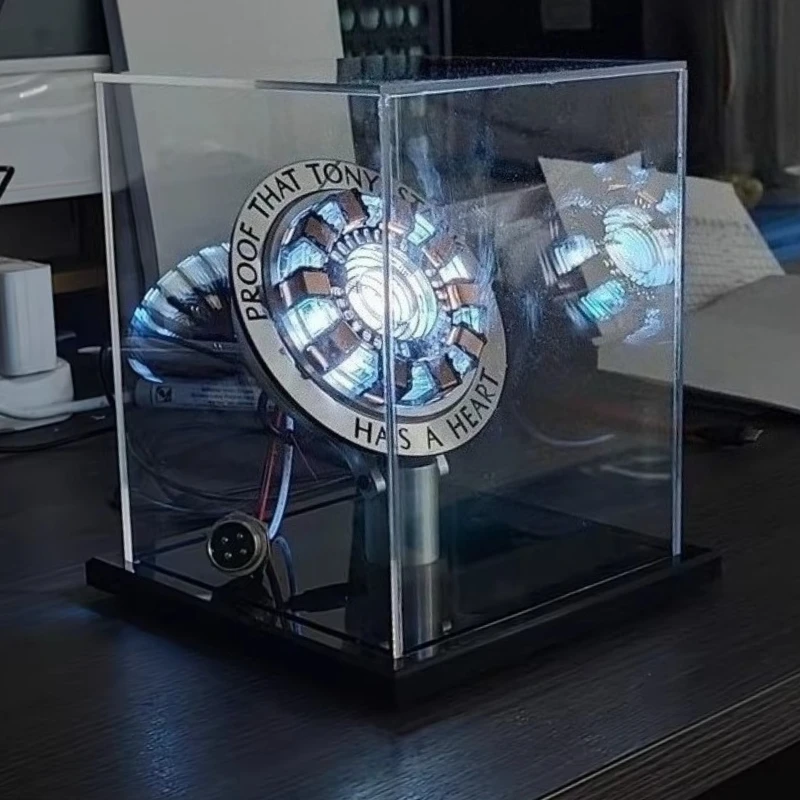 Iron Man Arc Reactor Graphic Display Box 1:1 First Generation Luminous Iron Man Model and LED Home Decoration
Iron Man Arc Reactor Graphic Display Box 1:1 First Generation Luminous Iron Man Model and LED Home Decoration