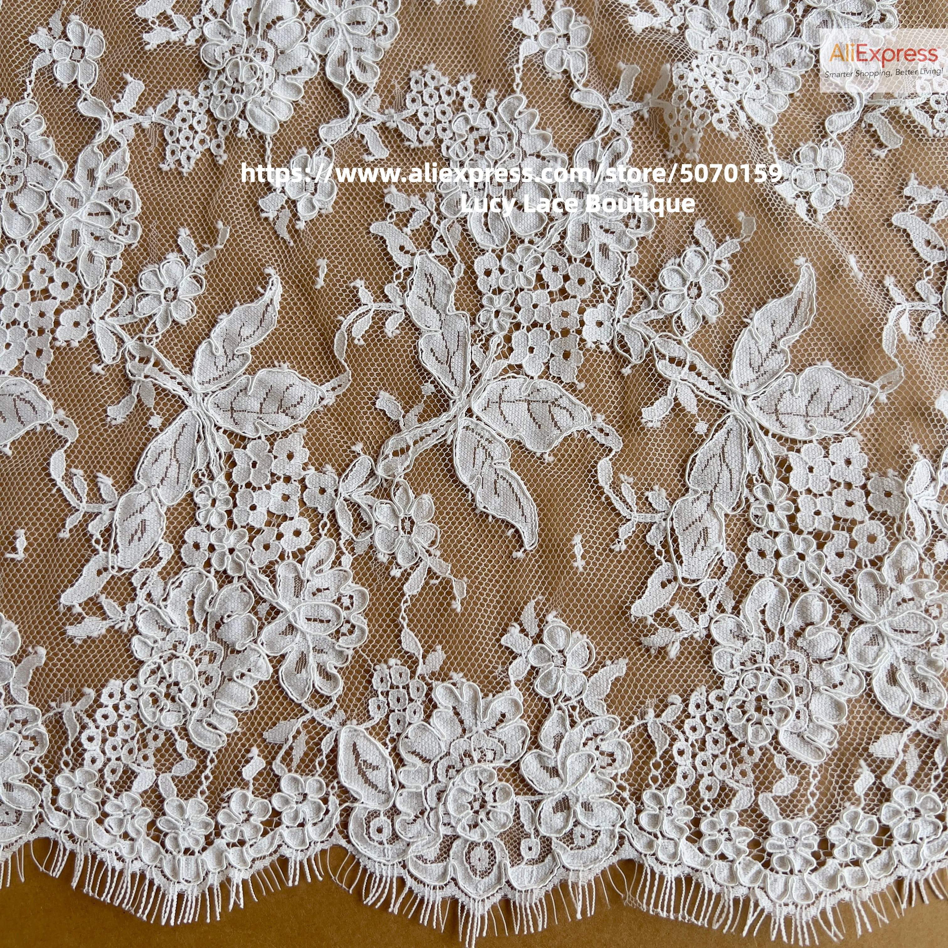 1.55M Wide French Botanical Vine Floral Corded Eyelash Lace Fabric Boned Outline Wedding Lace 3M Off White Color
1.55M Wide French Botanical Vine Floral Corded Eyelash Lace Fabric Boned Outline Wedding Lace 3M Off White Color