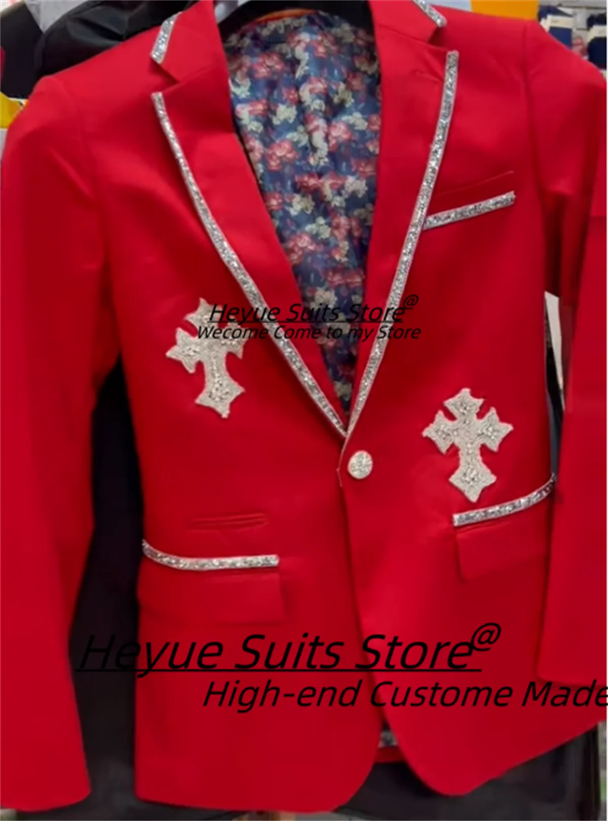 Handsome Red Luxuly Wedding Groom Tuxedos Customized Slim Fit Notched Lapel Men Suits Elegant Male Prom Blazers 2 Pieces Sets
Handsome Red Luxuly Wedding Groom Tuxedos Customized Slim Fit Notched Lapel Men Suits Elegant Male Prom Blazers 2 Pieces Sets