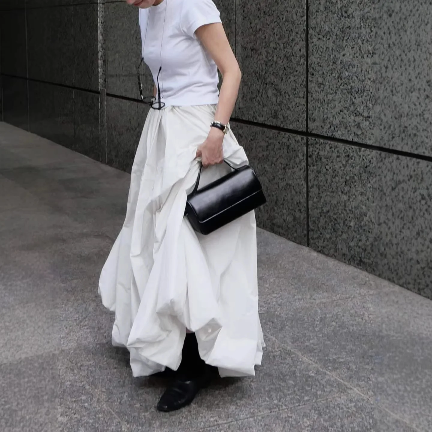 Gagarich Japanese Style Spring Summer Minimalist Korean High Waist Three-dimensional Skirt Loose Slim Casual Long Skirts Women
Gagarich Japanese Style Spring Summer Minimalist Korean High Waist Three-dimensional Skirt Loose Slim Casual Long Skirts Women