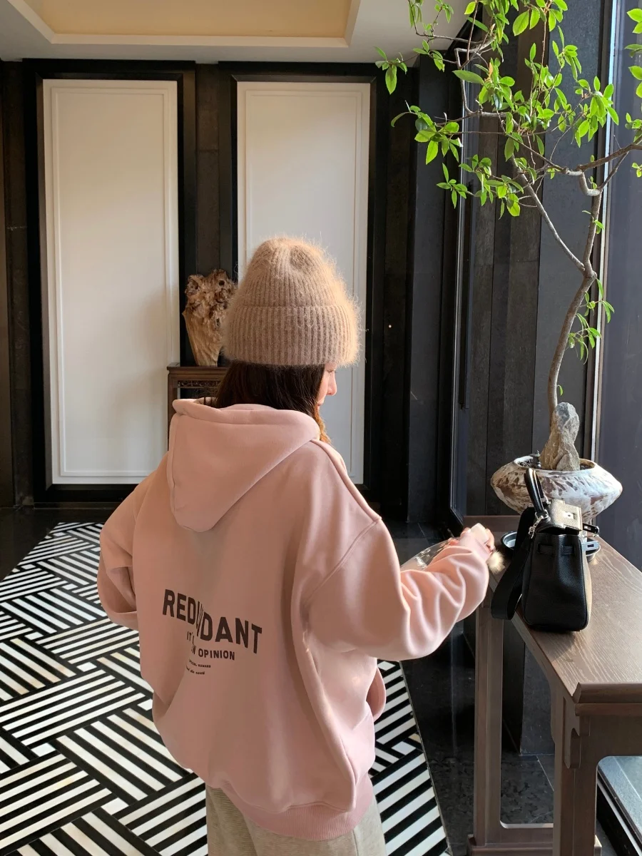 Bling Baby Pink Brown Color Block Long Sleeve Hoodie Loose Fit Women's Sweatshirt Cotton Polyester Blend Winter 2023
Bling Baby Pink Brown Color Block Long Sleeve Hoodie Loose Fit Women's Sweatshirt Cotton Polyester Blend Winter 2023