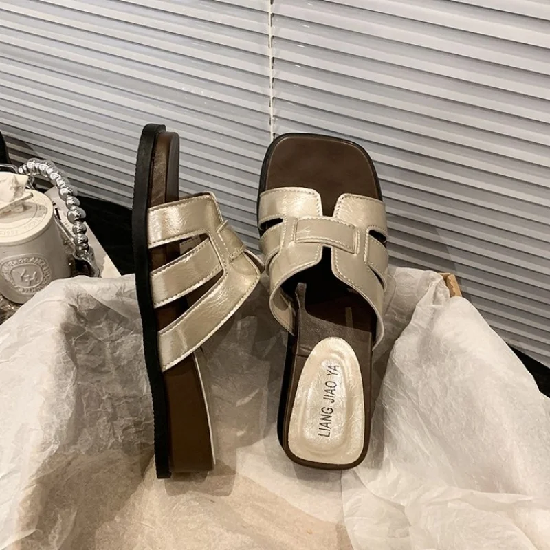 Women's Slide Sandals Open Toe Flat Platform Slippers Casual Leather Slides for Summer Beach Outdoor Shoes Comfortable Anti-slip
Women's Slide Sandals Open Toe Flat Platform Slippers Casual Leather Slides for Summer Beach Outdoor Shoes Comfortable Anti-slip
