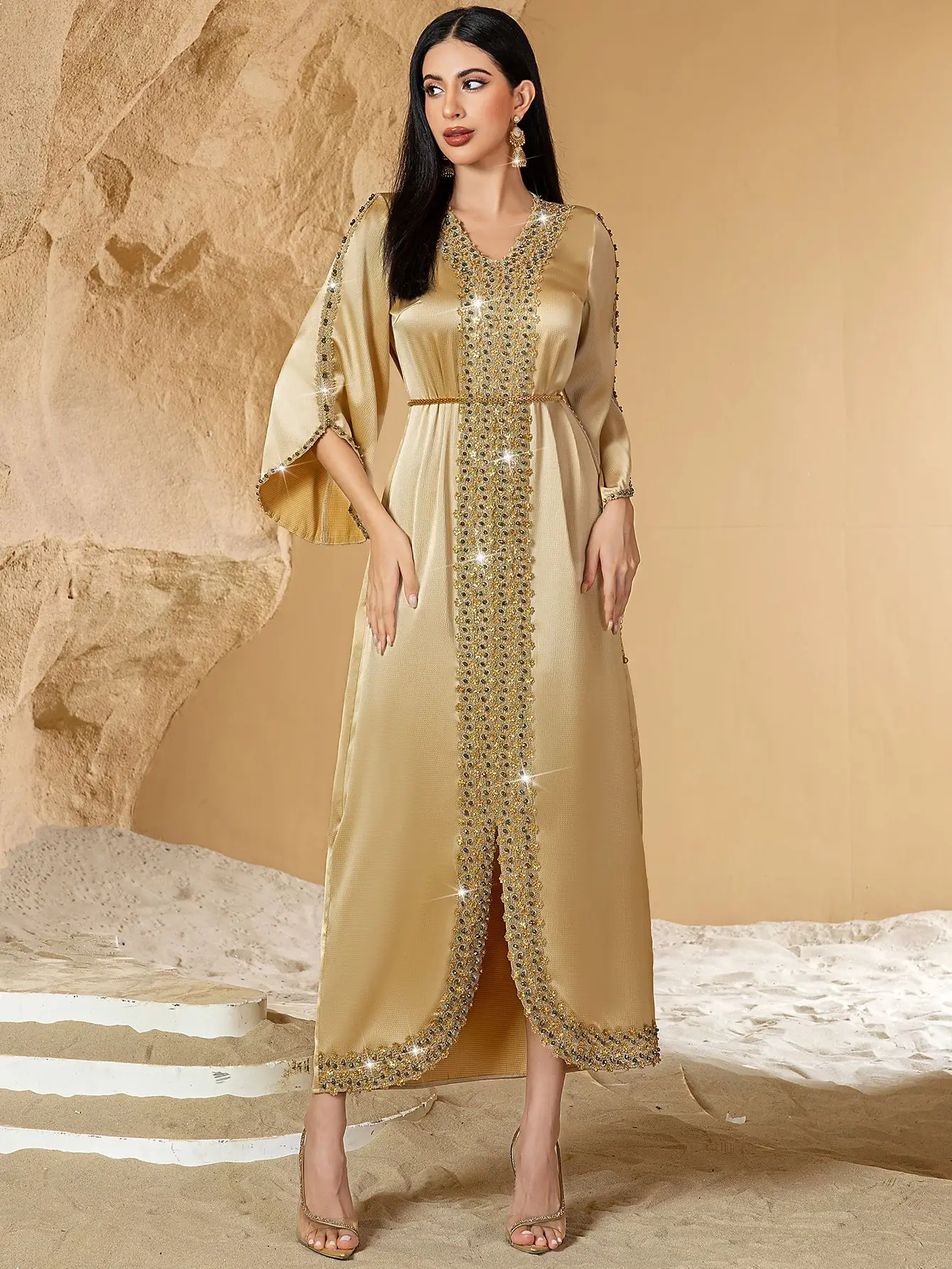 2025 new fashion long diomand dress fashion toast dress Silky Shiny big swing dress banquet showman Cheongsams dress wy2231
2025 new fashion long diomand dress fashion toast dress Silky Shiny big swing dress banquet showman Cheongsams dress wy2231