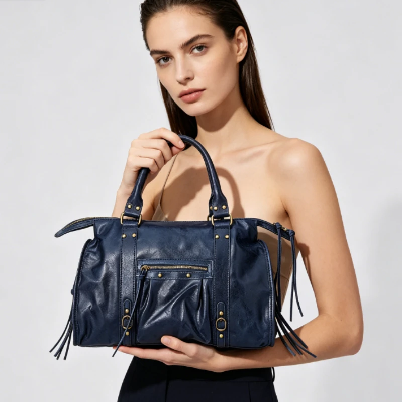 Luxury Brand Diaper Bag for Ladies, Classic Vintage Crossbody, Trendy Commuter Mini Handbag with Textured Finish
Luxury Brand Diaper Bag for Ladies, Classic Vintage Crossbody, Trendy Commuter Mini Handbag with Textured Finish