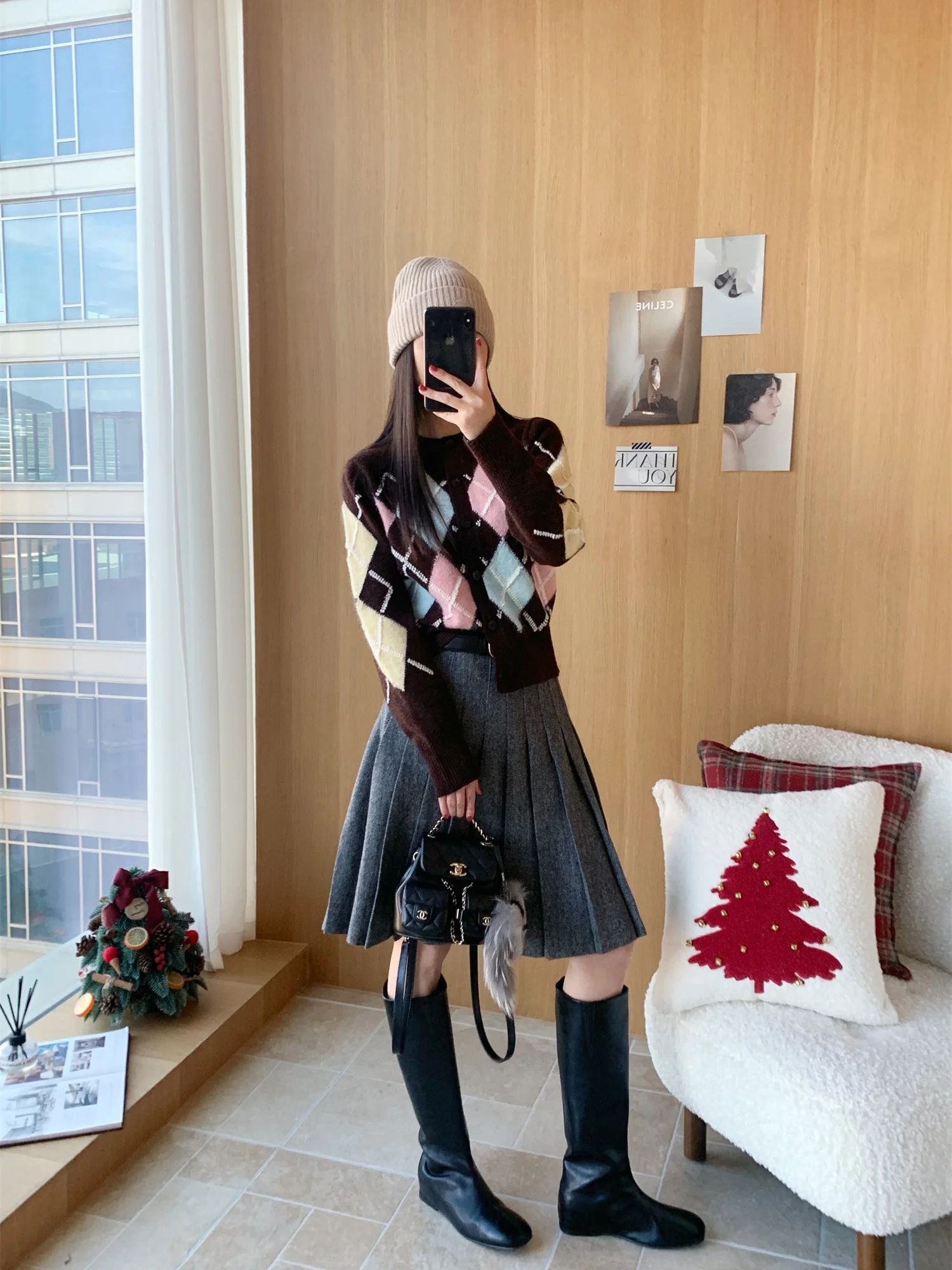 Sle ort Knitted Cardigan Camere Wool Diamond Pattern Casual Faion Women's Knitted Sweater Medium Softn
Sle ort Knitted Cardigan Camere Wool Diamond Pattern Casual Faion Women's Knitted Sweater Medium Softn