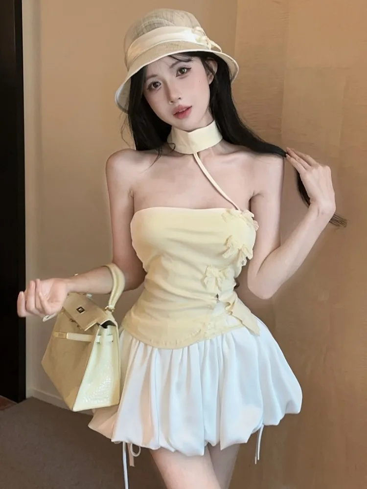 Sweet And Spicy Knot Lace Patchwork Halter Top Women's High Waist Flower Bud Puffy Skirt Two-Piece Set Summer New S...
Sweet And Spicy Knot Lace Patchwork Halter Top Women's High Waist Flower Bud Puffy Skirt Two-Piece Set Summer New S...