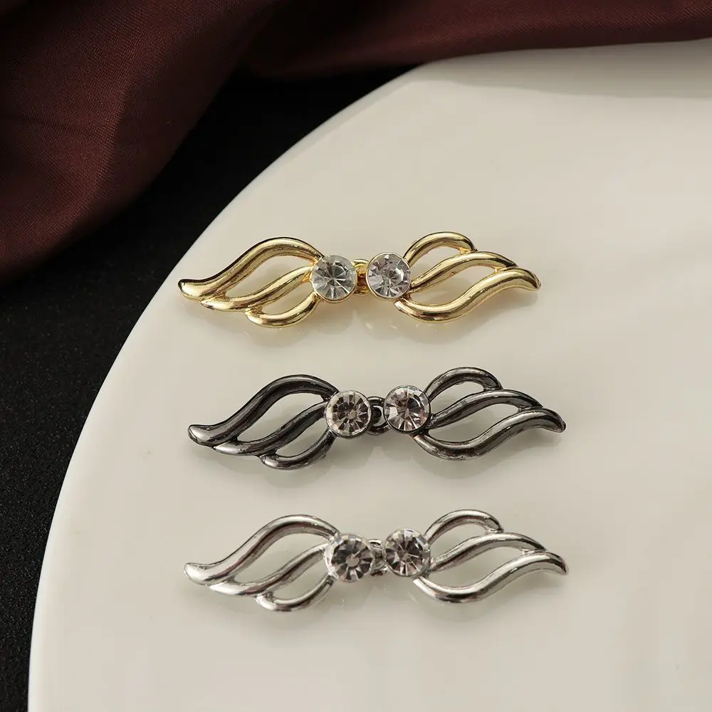 Trendy Retro New Sewing Sweater Blouse Pin Cardigan Clip Shawl Brooch Clip Clasps
Trendy Retro New Sewing Sweater Blouse Pin Cardigan Clip Shawl Brooch Clip Clasps