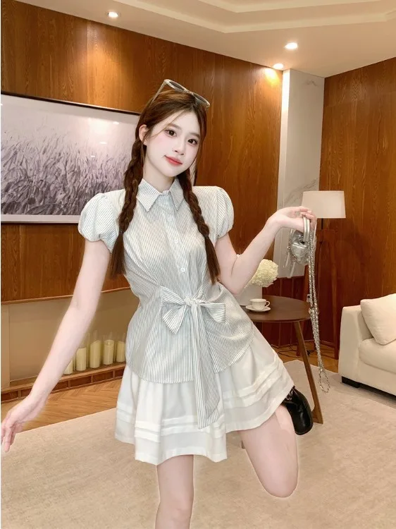 plus Size Women's Sweet School Style Striped Short Sleeve Collar Shirt High Waist Skirt Set Summer New Fashion
plus Size Women's Sweet School Style Striped Short Sleeve Collar Shirt High Waist Skirt Set Summer New Fashion