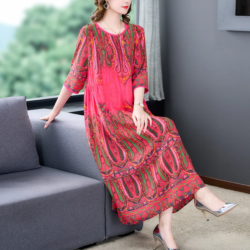 Spring/Summer 2023 New Silk Satin Loose Large Print Dress Rose Red Ethnic Style Long Silk Swing Skirt Over Knee Length Skirt
Spring/Summer 2023 New Silk Satin Loose Large Print Dress Rose Red Ethnic Style Long Silk Swing Skirt Over Knee Length Skirt
