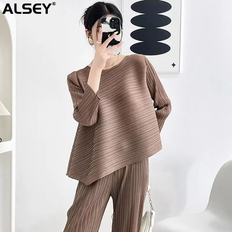 Женская плиссированная футболка ALSEY Miyake, Повседневная футболка с длинным рукавом, в стиле ретро, весна-осень
Женская плиссированная футболка ALSEY Miyake, Повседневная футболка с длинным рукавом, в стиле ретро, весна-осень