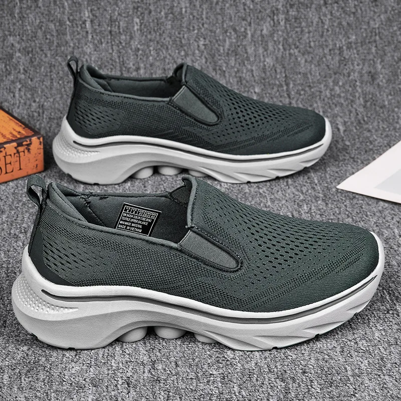 Autumn new large-size men's shoes one-pedal elderly middle-aged and elderly walking sports and leisure
Autumn new large-size men's shoes one-pedal elderly middle-aged and elderly walking sports and leisure