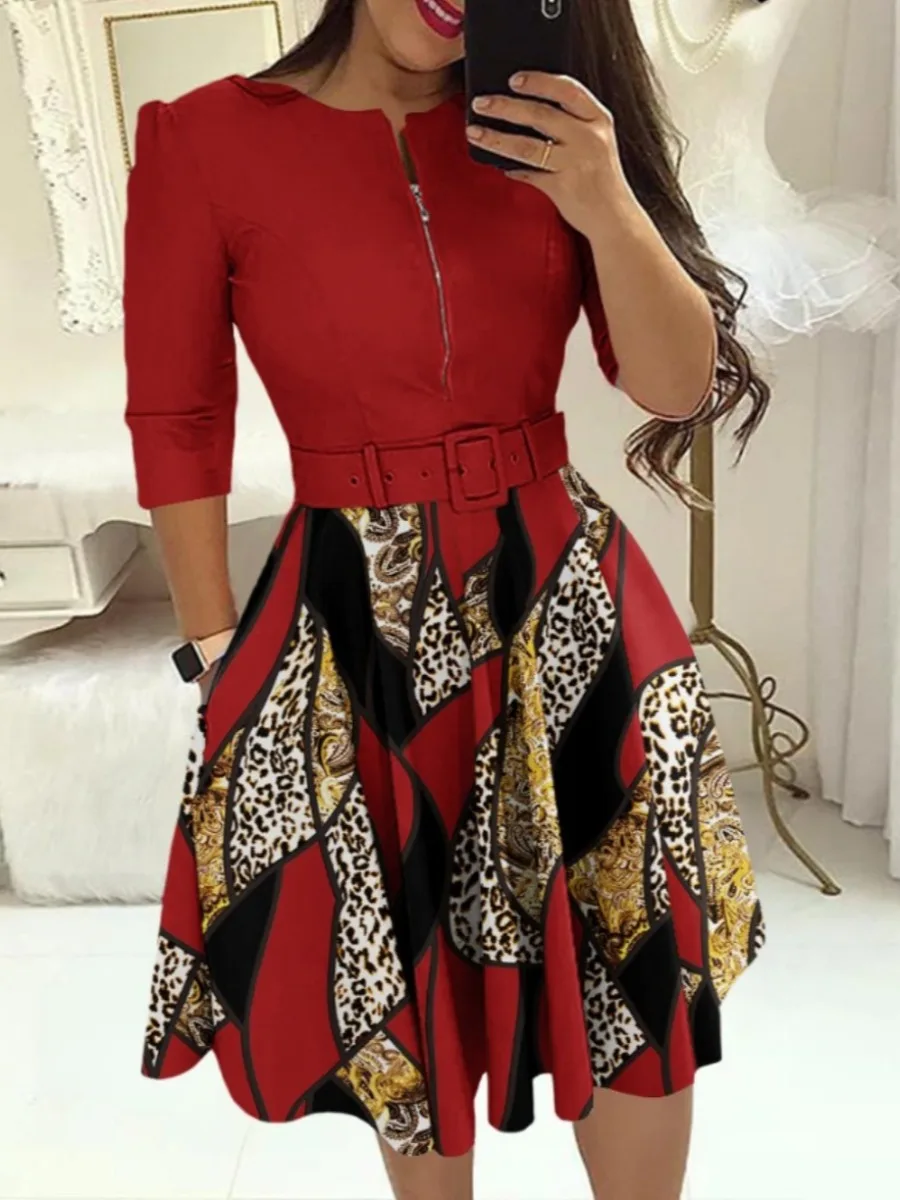 LW Oversize Women's Fashion Casual Streetwear 2023 Autumn New Leopard Print Belt Design Mid Length Elegant A Line Dress L-3XL
LW Oversize Women's Fashion Casual Streetwear 2023 Autumn New Leopard Print Belt Design Mid Length Elegant A Line Dress L-3XL