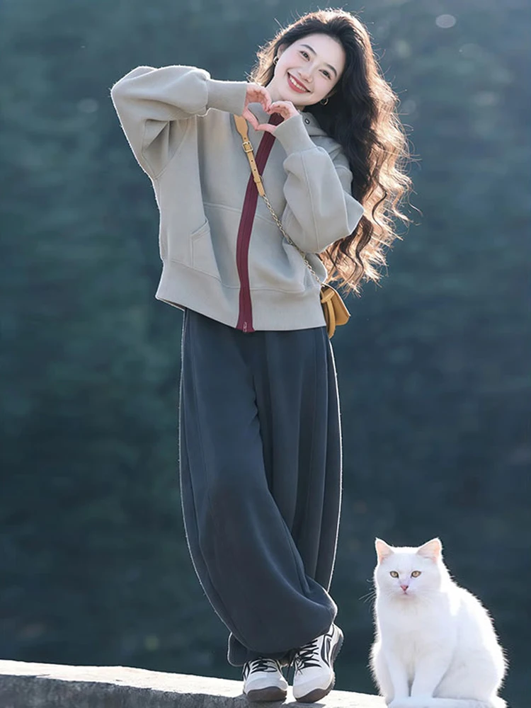 Lazy Style Hooded Jacket Women's Spring New Casual Pants Set Comfortable Loose Fit High Waist Long Sleeve Zipper Closure Soli...
Lazy Style Hooded Jacket Women's Spring New Casual Pants Set Comfortable Loose Fit High Waist Long Sleeve Zipper Closure Soli...