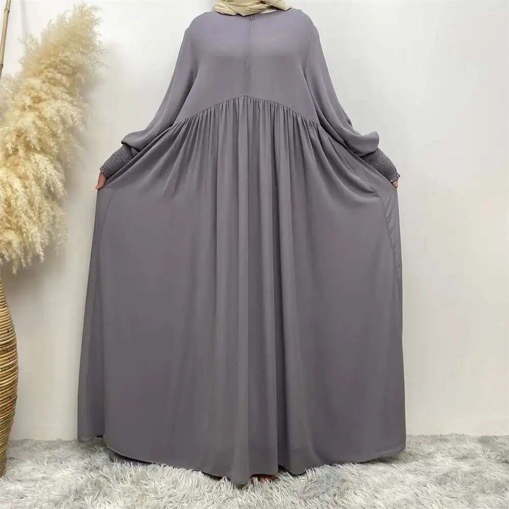 Muslim Minimalist Solid Color Pleated Elastic Cuffs with Front Zipper and Full Lining Fabric Elegant Chiffon Dress 6685 Elegant
Muslim Minimalist Solid Color Pleated Elastic Cuffs with Front Zipper and Full Lining Fabric Elegant Chiffon Dress 6685 Elegant