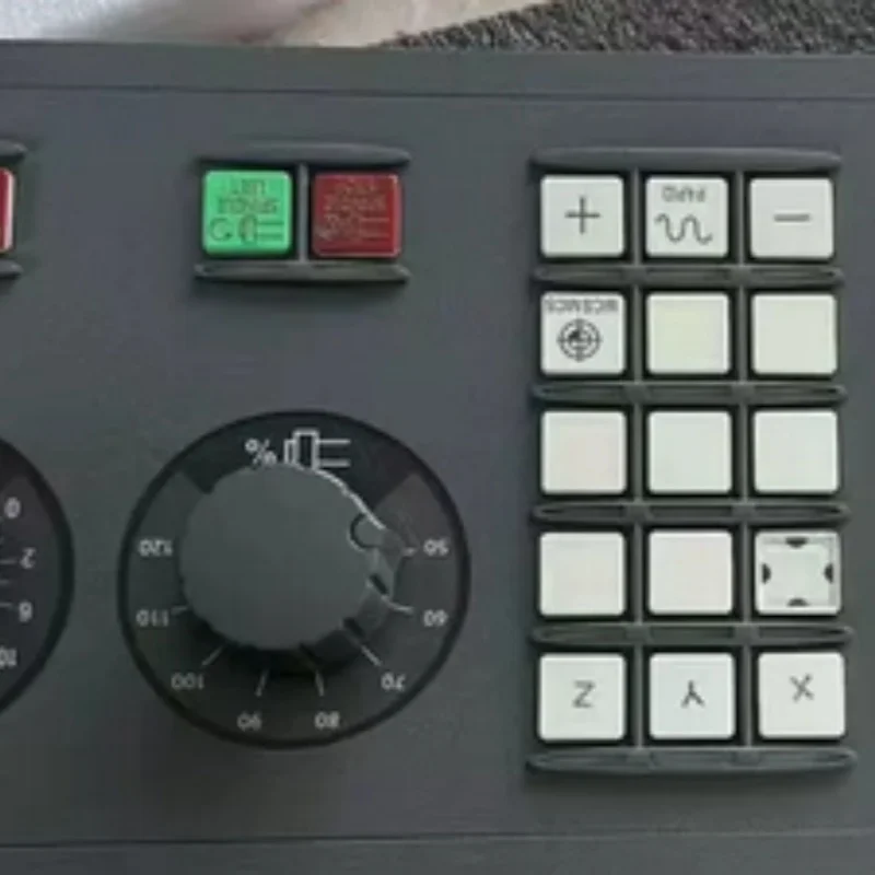 CNC Operation Keyboard Machine Control Panel 6FC5203-0AF20-0AA1 6FC5303-0AF22-0AA1 New In Stock
CNC Operation Keyboard Machine Control Panel 6FC5203-0AF20-0AA1 6FC5303-0AF22-0AA1 New In Stock
