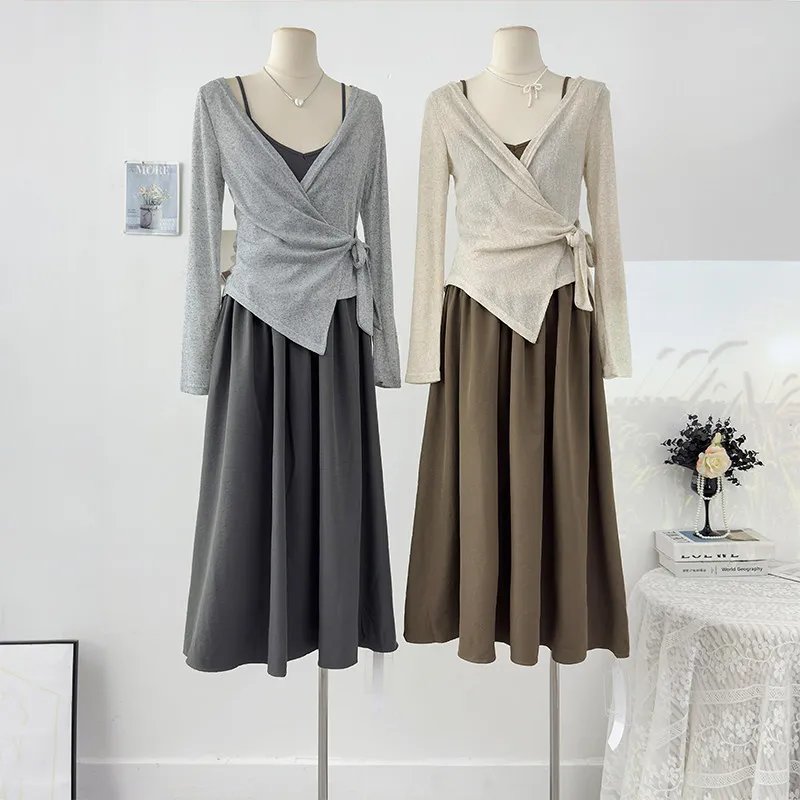 Комплект из двух предметов для похудения во французском стиле, женский топ с v-образным вырезом и перекрестной шнуровкой + платье макси-комбинация с высокой талией, асимметричный комплект с рюшами по подолу
Комплект из двух предметов для похудения во французском стиле, женский топ с v-образным вырезом и перекрестной шнуровкой + платье макси-комбинация с высокой талией, асимметричный комплект с рюшами по подолу