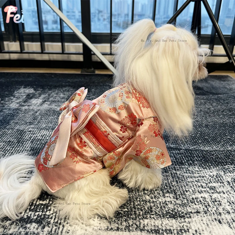 Handmade Custom Pet Kimono Traditional Japanese Costume with Bow Tassel Floral Embroidery Kimono Apparel for Small Large Dog Cat
Handmade Custom Pet Kimono Traditional Japanese Costume with Bow Tassel Floral Embroidery Kimono Apparel for Small Large Dog Cat