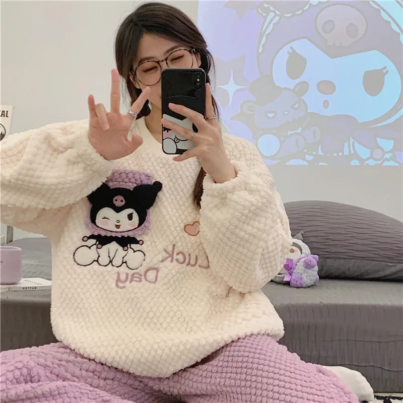 Kawaii Anime Kuromi Women Plush Pajamas Suit Cartoon Pochacco Homewear Autumn Winter Girls Thickened Sleepwear Cute Nightwear
Kawaii Anime Kuromi Women Plush Pajamas Suit Cartoon Pochacco Homewear Autumn Winter Girls Thickened Sleepwear Cute Nightwear