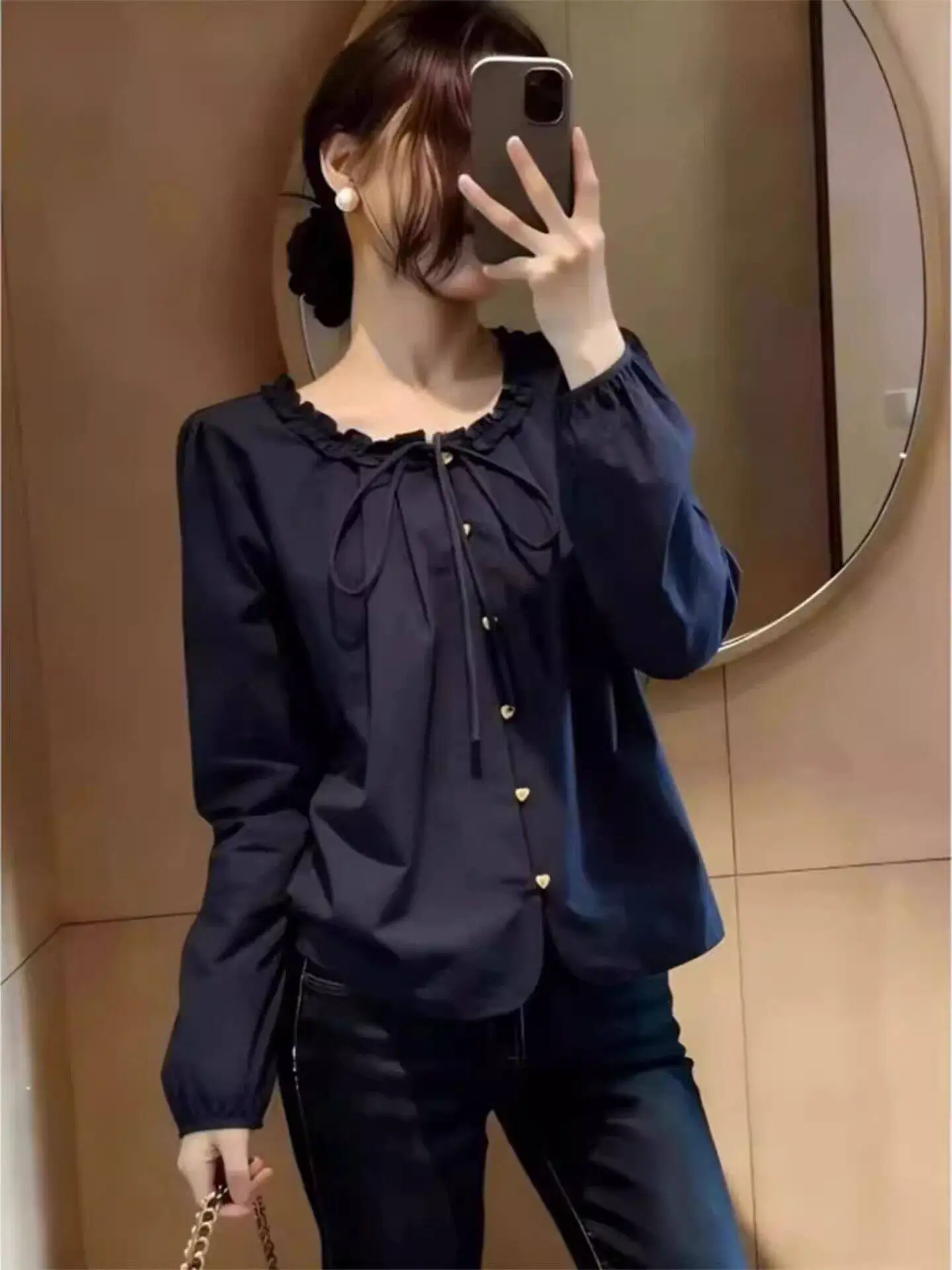 Korean Style round Neck Tie Waist Long Sleeve Shirt Women Summer plus Size Vintage Elegant Fashion Versatile Wooden Trim...
Korean Style round Neck Tie Waist Long Sleeve Shirt Women Summer plus Size Vintage Elegant Fashion Versatile Wooden Trim...