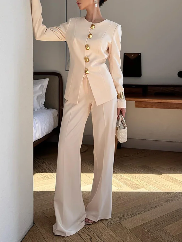 Women Pants Two Piece Set Sexy O Neck Single Button Top + High Waist Wide Legs Pants Suits Evening Party Runway Suits
Women Pants Two Piece Set Sexy O Neck Single Button Top + High Waist Wide Legs Pants Suits Evening Party Runway Suits