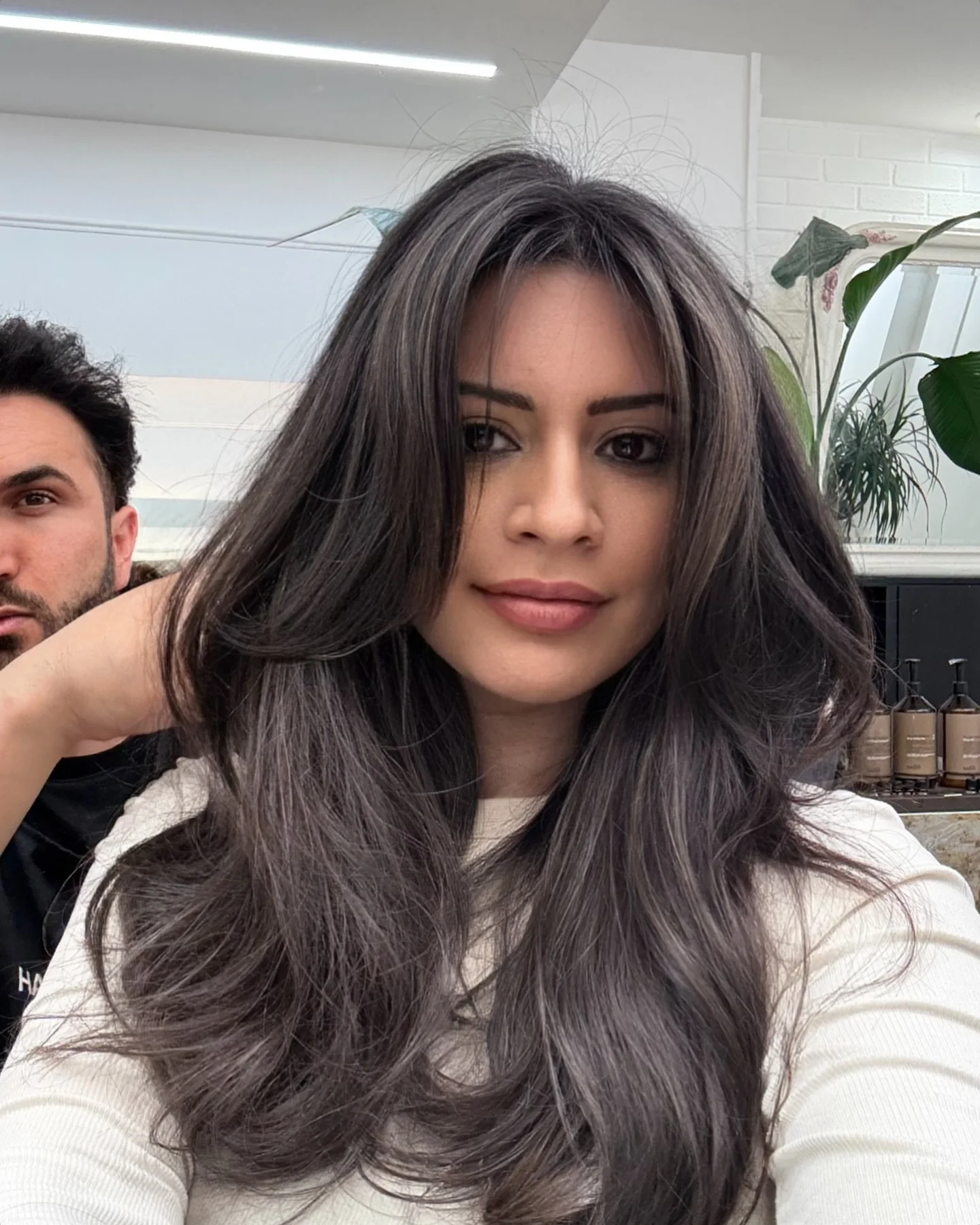 Dark Brown Middle Part Body Wavy Synthetic Lace Front Wig Natural Hairline Glueless Wig Synthetic Wig for Women High Quality Wig
Dark Brown Middle Part Body Wavy Synthetic Lace Front Wig Natural Hairline Glueless Wig Synthetic Wig for Women High Quality Wig