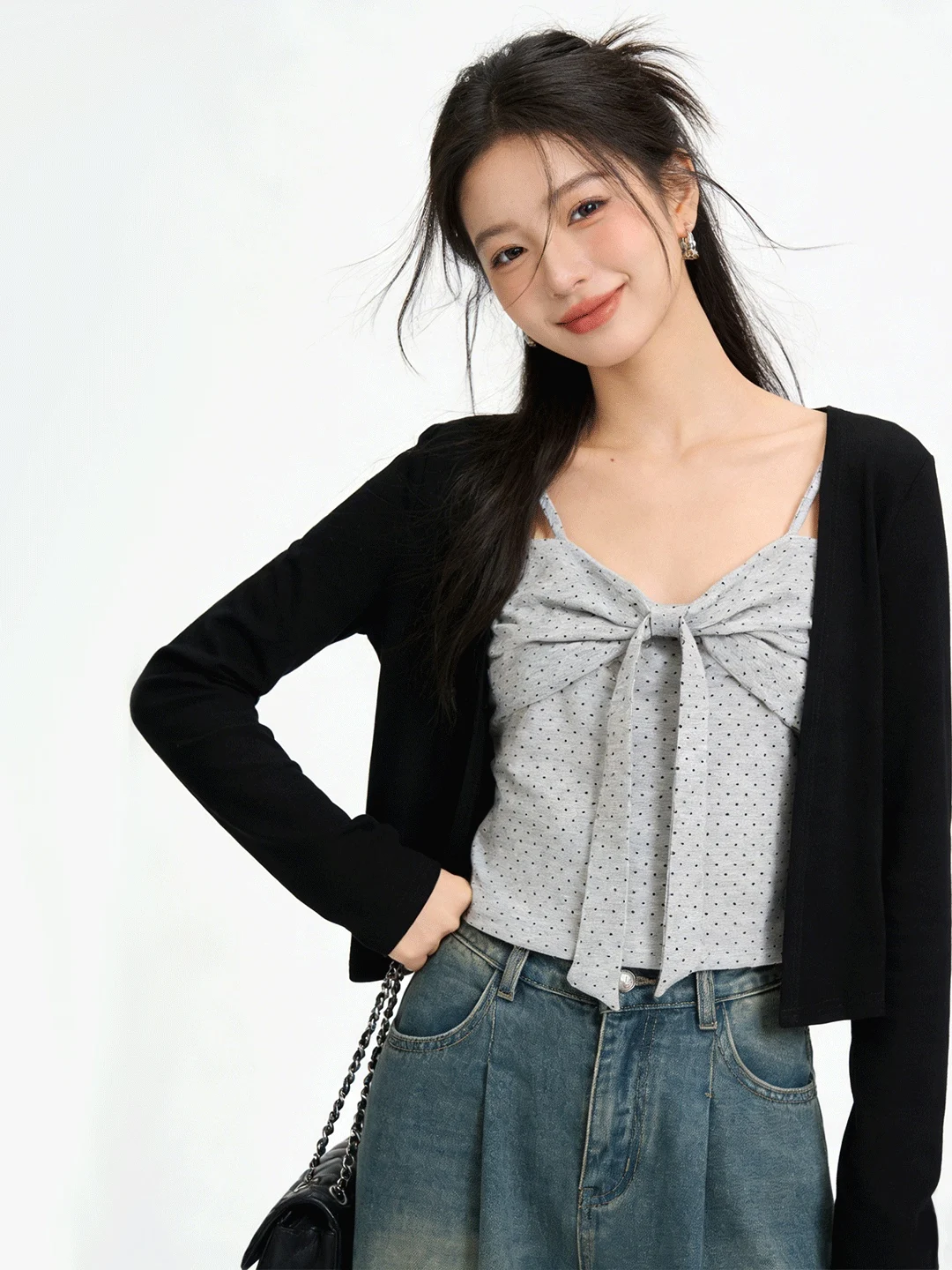Korean Polka Dot Knot Knitted Cardigan Two-Piece Set Women's Spring Summer Sweet Cool Slim ort Top Faion Set
Korean Polka Dot Knot Knitted Cardigan Two-Piece Set Women's Spring Summer Sweet Cool Slim ort Top Faion Set