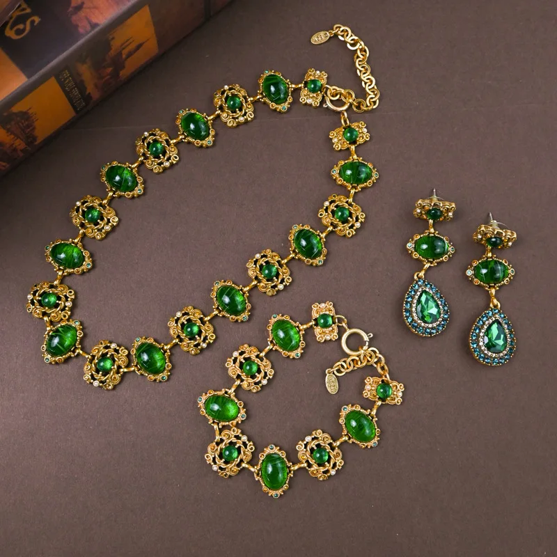 Vintage 14K Gold Filled Synthetic Emerald Jewelry Set Green Quartz Teardrop Drop Earring Chunky Crystal Tennis Bracelet Necklace
Vintage 14K Gold Filled Synthetic Emerald Jewelry Set Green Quartz Teardrop Drop Earring Chunky Crystal Tennis Bracelet Necklace