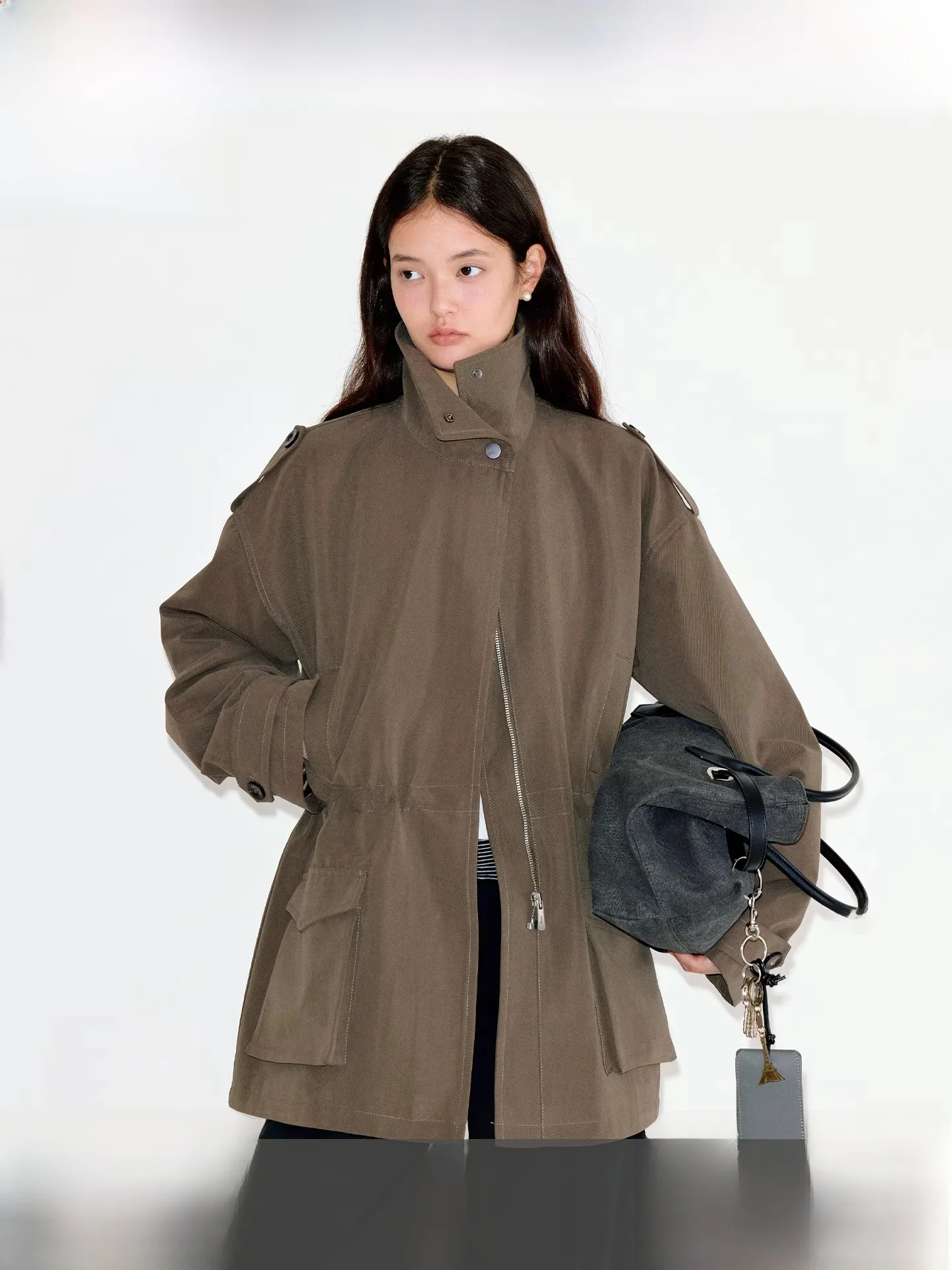 Fano Retro Adjustable Rope Workwear Stand Collar Jaet Women's Spring 2026 New Sle Functional Faion Ladies Coat
Fano Retro Adjustable Rope Workwear Stand Collar Jaet Women's Spring 2026 New Sle Functional Faion Ladies Coat